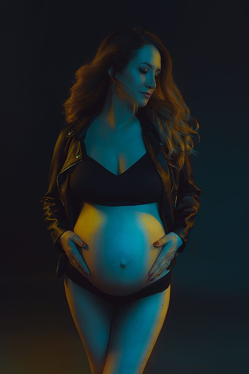 fotografie maternitate cu filtre colorate